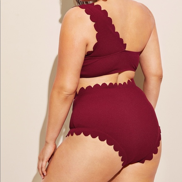 Plus Size High Waist Scalloped One Shoulder Bikini - Picture 4 of 5